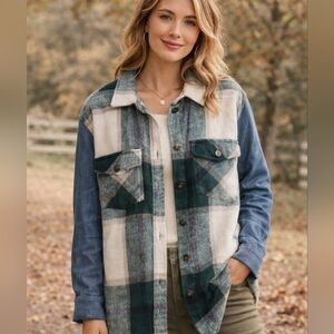 Alter’d State Green Plaid Shacket Jacket XS Fleece Lined Button Front